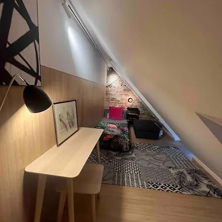 شقة Attic, In The Heart Of