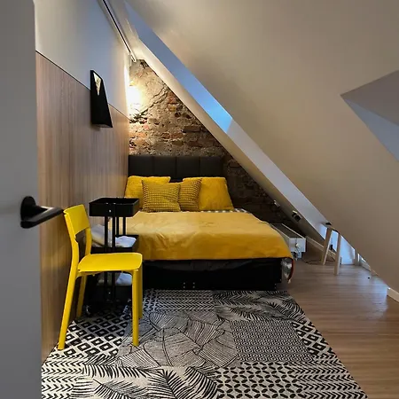 Attic, In The Heart Of كاوناس
